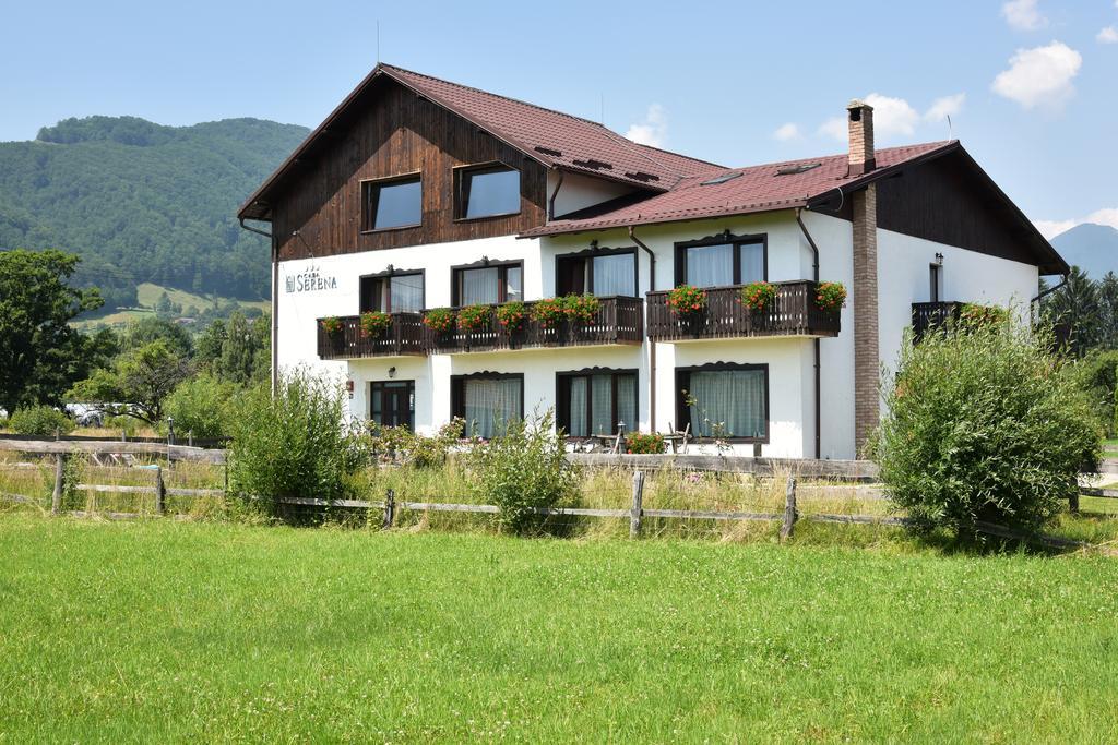 Serena Guesthouse Bran Бран Екстер'єр фото