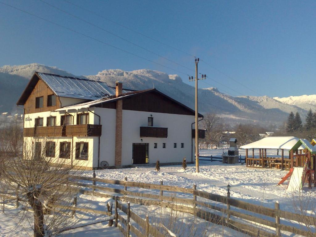 Serena Guesthouse Bran Бран Екстер'єр фото